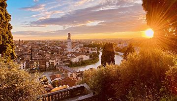 Castel San Pietro ❤️ uno splendido balcone su Verona